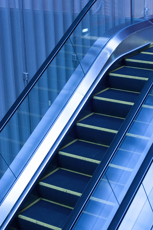escalator-bg
